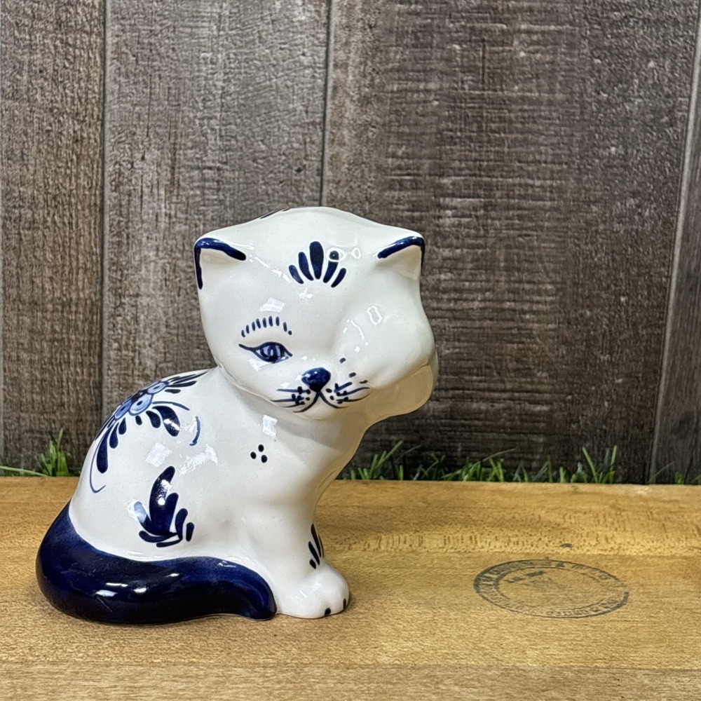 Vintage Delfts Holland Blue White Ceramic Cat Figurine Dutch Floral Decor